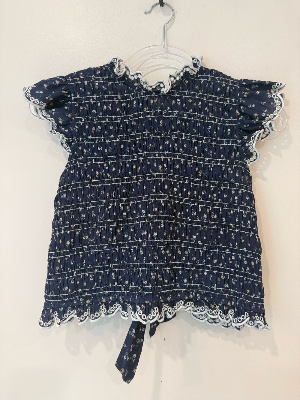 Sézane Liorane Blouse Smocked Floral Navy Blue Ruffle Lace Size 36 / 4 - Picture 3 of 12